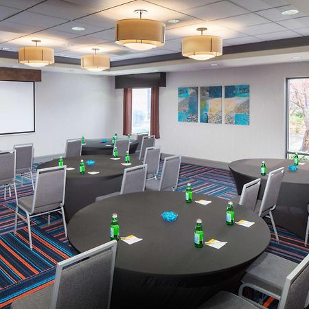 Hampton Inn By Hilton Garden City Long Island Esterno foto