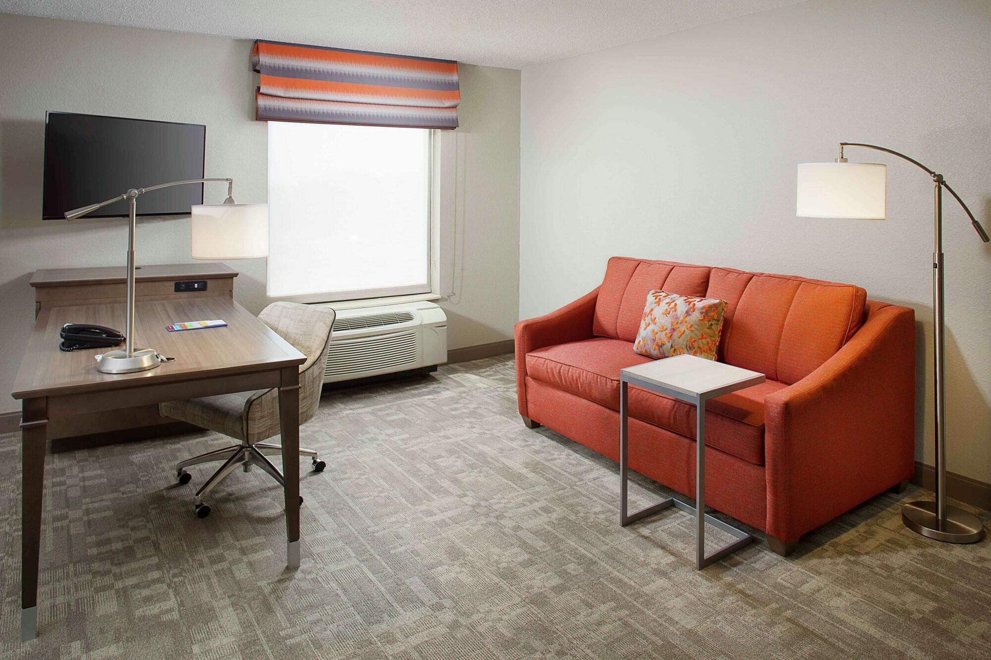 Hampton Inn By Hilton Garden City Long Island Esterno foto